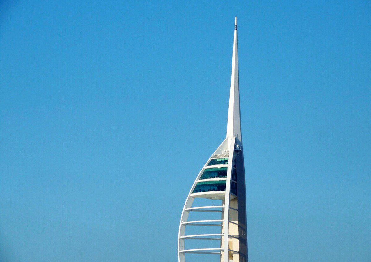 Massive thanks to the @SpinnakerTower for donating 3 sets of tickets to our pub quiz raffle!
You can now win a family ticket, 2x Adults or a sparkle experience for two! 
#icanseeallofpompey #gdquiz
