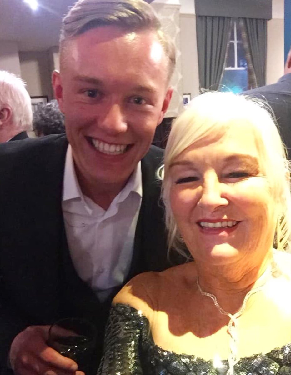 jackryancomic's tweet image. This lovely lady from a local venue contacted me on Thursday thinking she had booked me for her event on Saturday and I knew nothing about it! Turned out another comic posed as me to get the job and then let her down two days before! Wtf! She found me in the end and I done it 🙏🏼