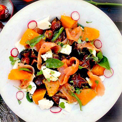 Seriously sexy salad, perfect as a light meal any time any place bit.ly/ShMeWKR035  #salads #summer #food #recipe #winelandskitchen <a href="/visitpaarl/">Visit Paarl</a> <a href="/visitwellZA/">Visit Wellington ZA</a> <a href="/PaarlApp/">PaarlApp</a>