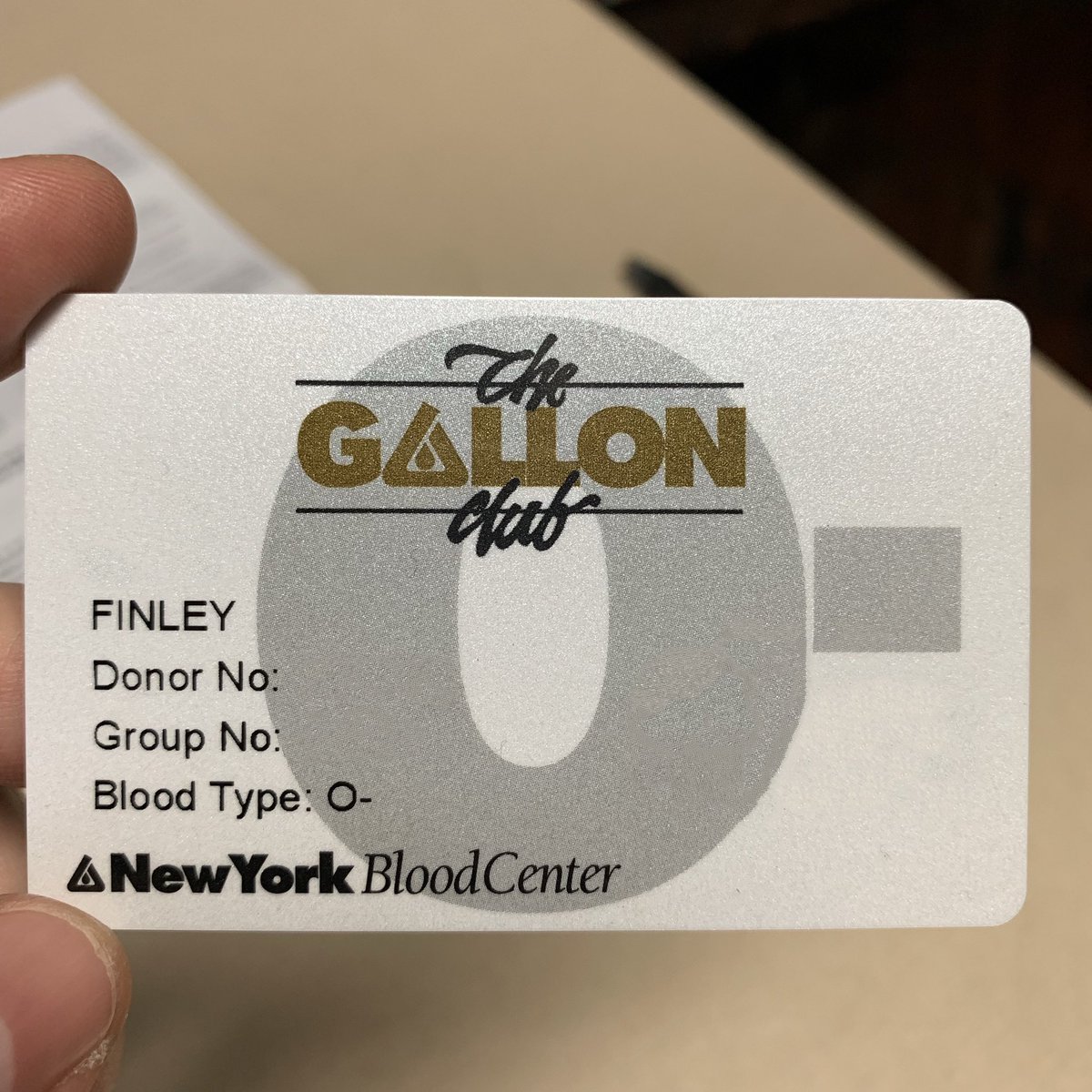 FinleyCFS's tweet photo. Felt like I reached it a lot sooner but finally joined the exclusive #GallonClub with @NYBloodCenter #TeamONegative β€οΈπͺπ»π https://t.co/z2cbNVi5SD