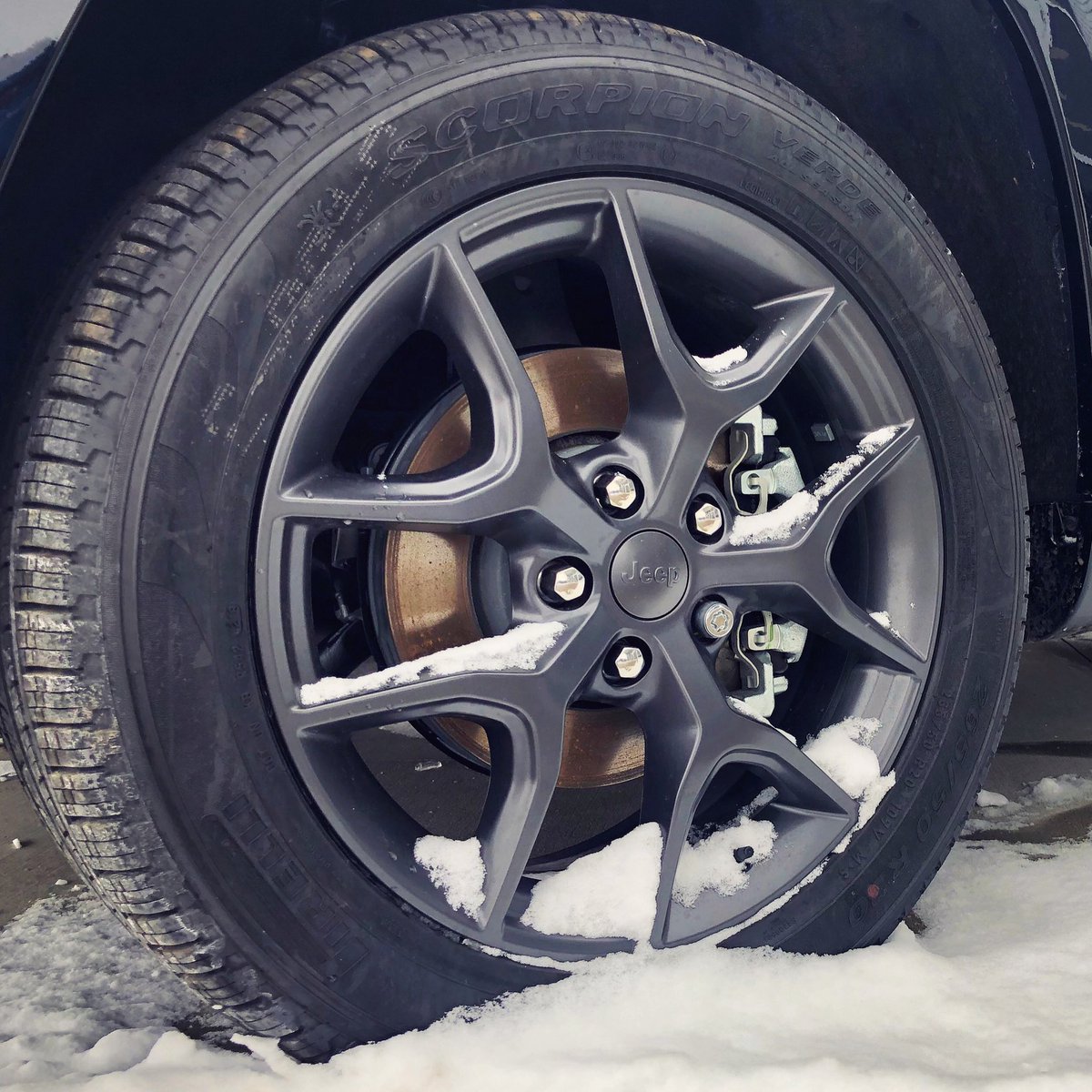 #WheelWednesday #Jeep #GrandCherokee #Limited #X #LimitedX #4x4 #20InchWheels #GraniteCrystal #AluminumWheels