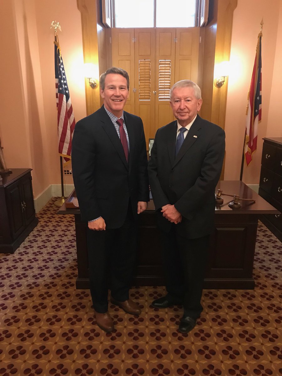 SenJonHusted's tweet image. Lt. Governor @JonHusted &amp;amp; Canadian Consul General Joe Comartin (@CGJoeComartin) met today to discuss the benefits of the Ohio-Canada trade partnership. Ohio exported $19 billion worth of products to Canada in 2017 &amp;amp; they remain our largest international trading partner.