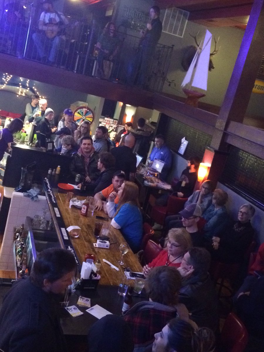 Great turn out at chubby’s tonight for The Center for Youth and Family Solutions! #keepitinmacomb