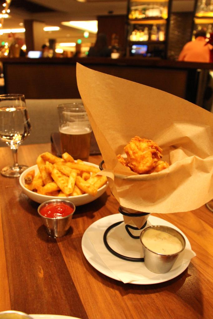 WatersTable's tweet image. (Hypothetically) meant for sharing. But we won’t tell if you don’t. 😉

#WatersTableWA #halibut #fishnchips