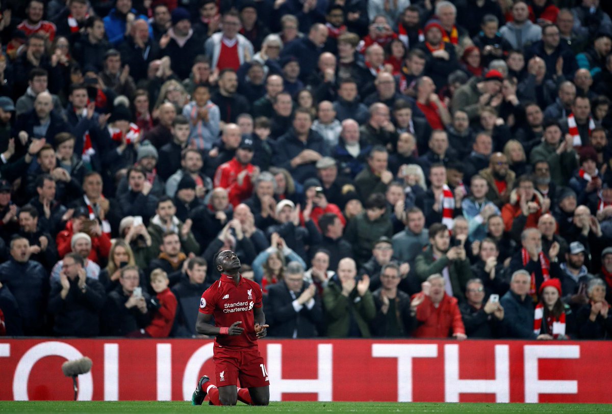 Squawka_Live's tweet photo. Premier League top six:

1️⃣ Liverpool (69)
2️⃣ Man City (68)
3️⃣ Spurs (60)
4️⃣ Arsenal (56)
5️⃣ Man Utd (55)
6️⃣ Chelsea (53)

Only 10 games to go...🍿 https://t.co/6YjbnRa4r4
