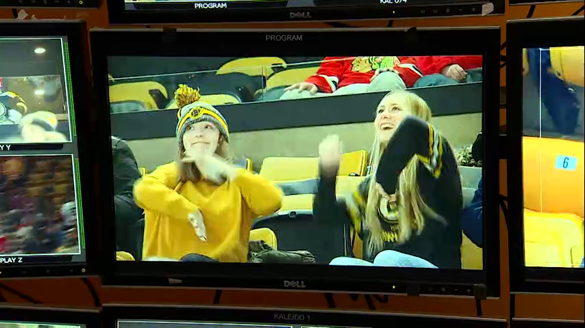 Chronicle5's tweet photo. You want to get on the Jumbo-tron @tdgarden @NHLBruins @celtics "It is always about who is moving the most, who’s dancing, who’s jumping up and down" @NEstaphan meets the crew calling the shots #wackywork @shaynaseymour @anthonyeverett 7:30 #wcvb https://t.co/bpyy6kIMUi