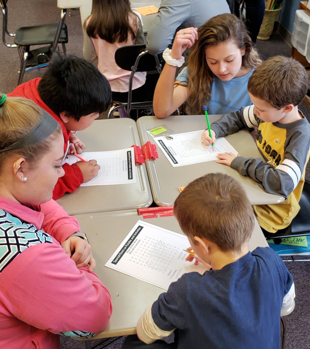ACHSpanish's tweet photo. Today the ACHS Spanish Club went to Newland Elementary School and taught 2nd graders a Spanish lesson!  @averyhighschool @NewlandNES https://t.co/GaUCWgxVpo