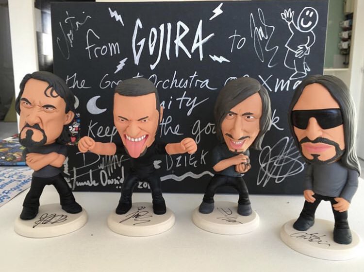 doomysparky's tweet photo. regardez ce que @4Fans_figurines ont fait de Gojira omg non NON MAIS NON jsuis pas dacc c’est ultra moche https://t.co/kWrWZD6rWs