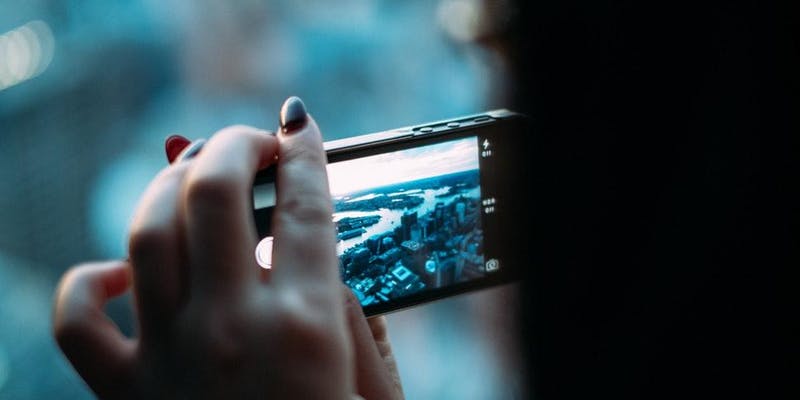 MichBrooksTV's tweet photo. If you're based in #Ealing why not come along to our FREE #MobileMovieMagic workshops Sponsored by @ealinglibraries especially for the #SPINE2019 Festival. Tickets are LIMITED so click the link to book here https://t.co/13jjTQnc9Y https://t.co/KRLFusp2G1