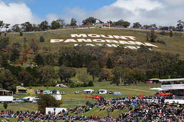 WorldAthletics's tweet photo. The Australian city of Bathurst will host the 2021 IAAF World Cross Country Championships.

📰: https://t.co/J7ykOUFJOJ https://t.co/31IQyhYt1r