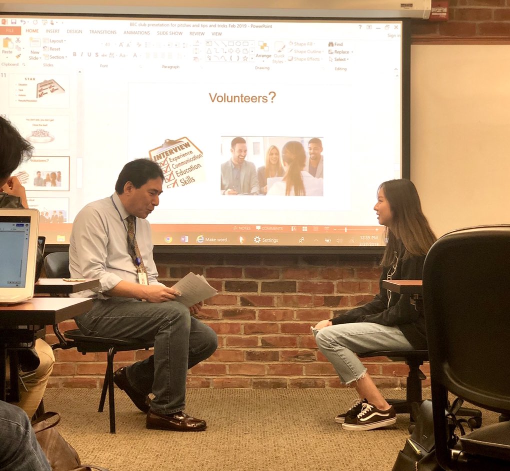 fhbec's tweet photo. Thank you Professor Michael Chang for giving us a talk today!
We hope you learned some useful tips you can apply when looking for jobs in the future.
DONโT BE SHY, JUST ASK!!
#fhbec #iamfoothill #foothillcollege https://t.co/P2JW1uGZ6i