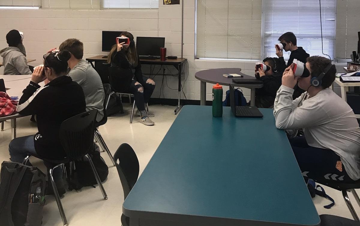 MsBiltonRJH's tweet photo. Today we traveled to Auschwitz and got a personal tour while listening to survivors tell their stories... all without leaving our chairs. #VirtualReality #rjhreadingrockettes #robinsonisd @whatsnewatrjh https://t.co/OzAUa8AaIi