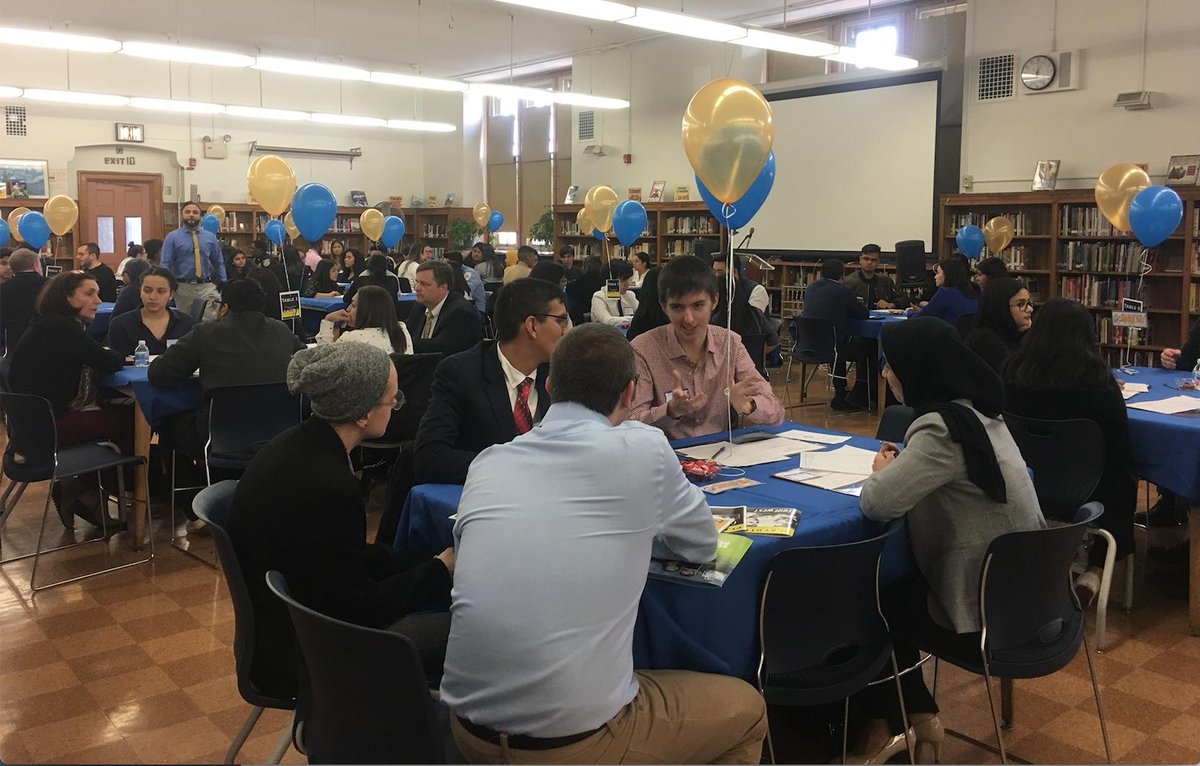 WCBryantBus_Tec's tweet photo. What a huge success Career Day was at Bryant High School. Thank you to all the professionals who spoke with, engaged and empowered our students! #ChampionsForChildren @NDwarka1 @WCBryantHSLIC @DOEChancellor https://t.co/4TqHCmjWnl