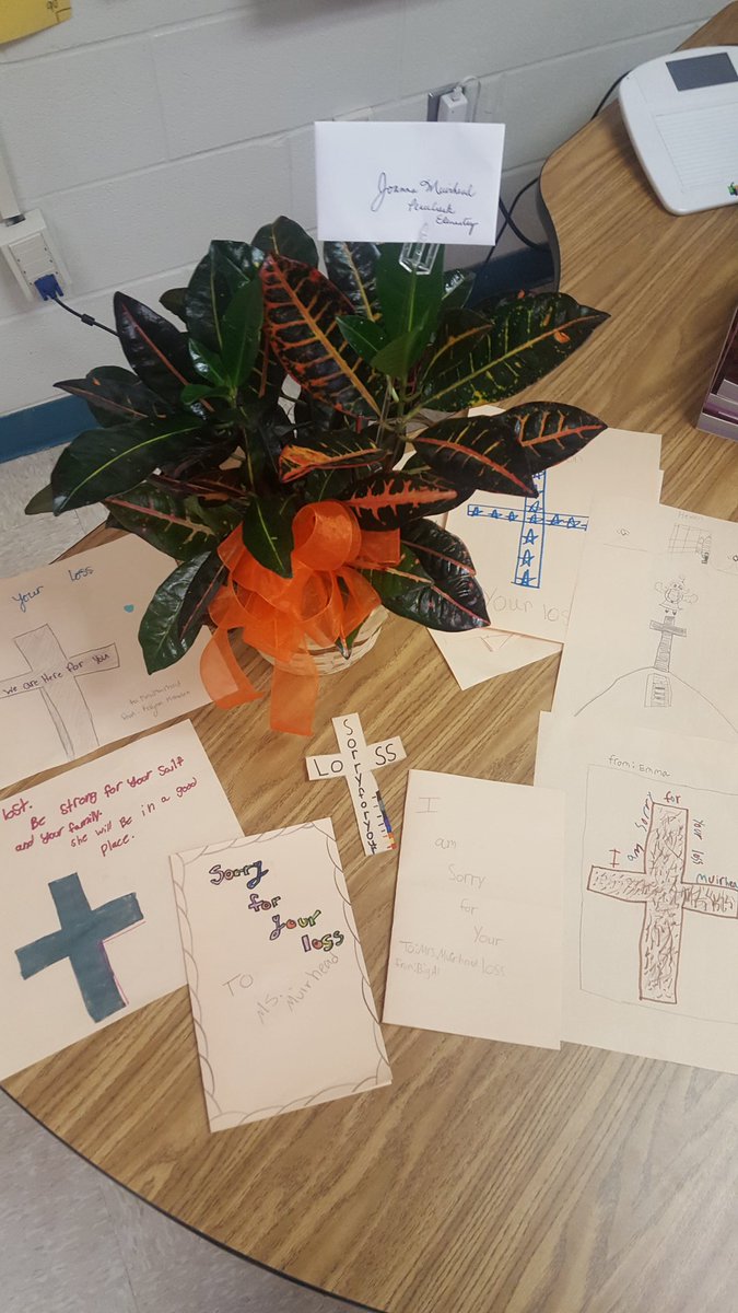 JoannaMuirhead's tweet photo. I'm so very grateful for the kind thoughts of co-workers & students after my grandmother's passing. 💕 #pcefamily Thank you @adacharlene @MsBrock_Rocks @sjenkinsgranny4 https://t.co/SAiD2aESJi