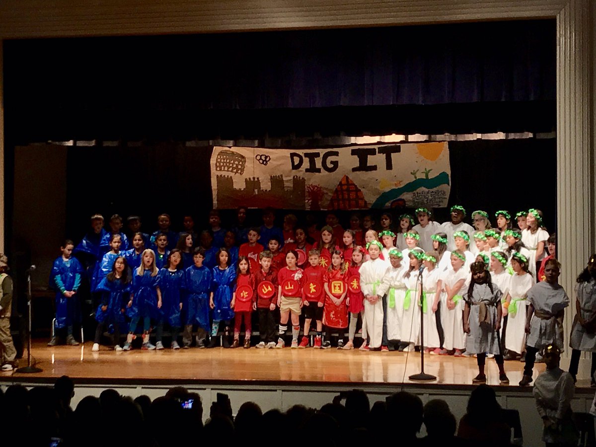 Thank you third grade for inviting us to see Dig It! You all did a great job and we loved it.