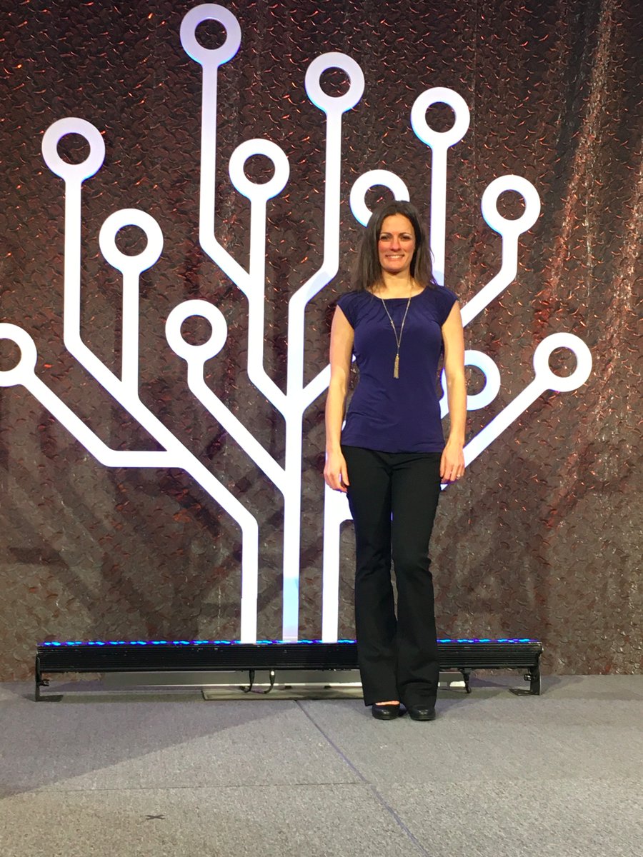 GermanUnlocked's tweet image. Had so much fun presenting on The Magic of German Church Records - hope you enjoyed being there! If you did enjoy it, please take a second to rate it in the app - makes a big difference for us speakers! Thanks for coming &amp;amp; for your support! Means a lot! #RootsTech2019 #RootsTech