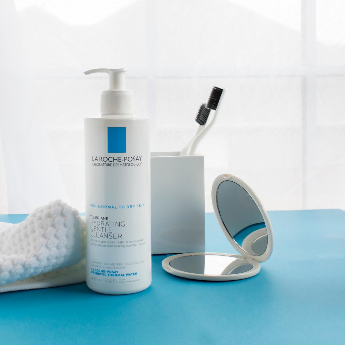 toleriane hydrating cleanser la roche posay