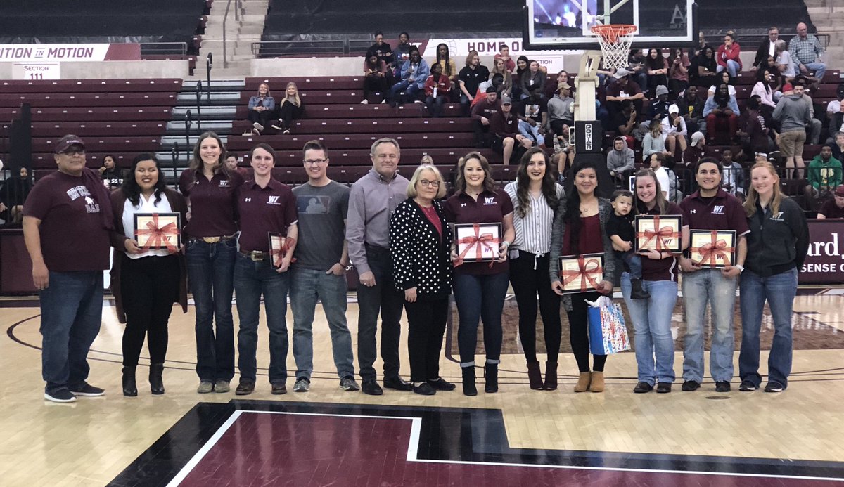 WT_CONHS's tweet image. Congratulations to the Athletic Training Students recognized at the @WestTXD2Hoops game for three years of hard work and dedication #ATsAreHealthCare