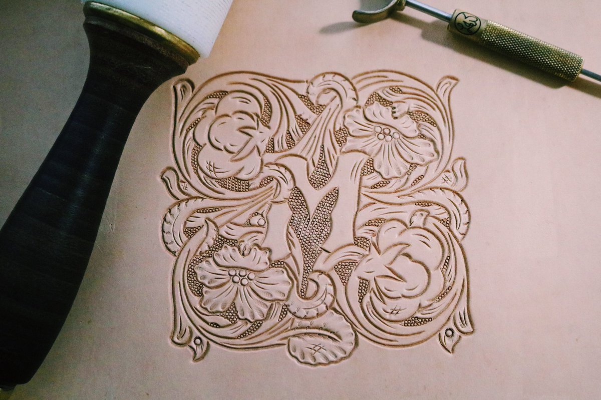 This should hold a wedding bouquet just right 💐