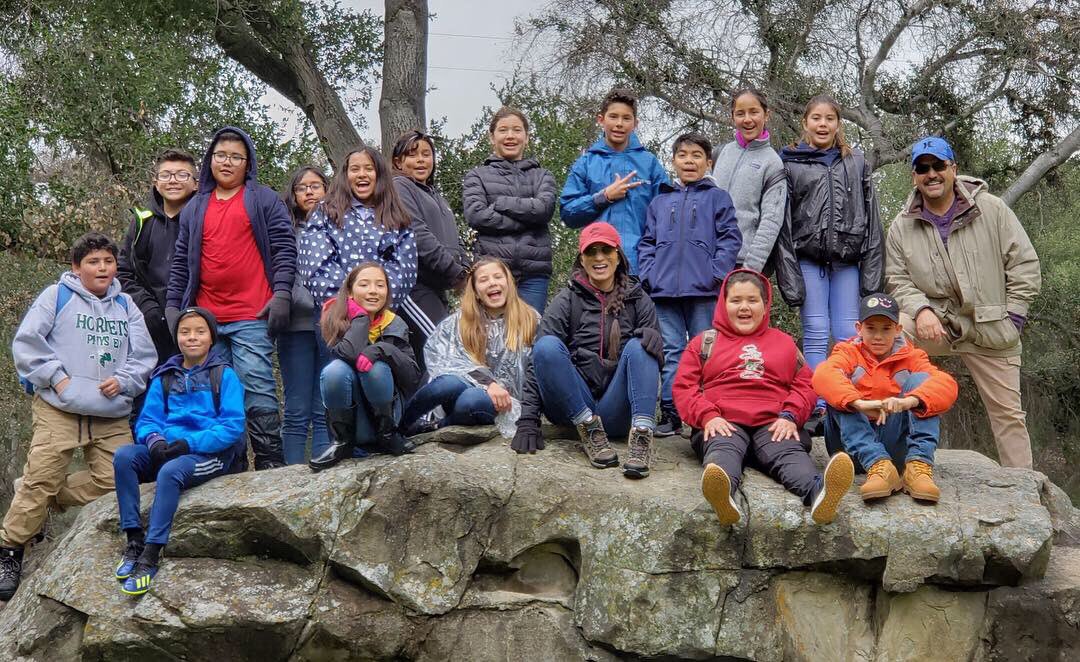 MsMartinez6th's tweet photo. Outdoor School 2019 🌿🍂 #campwhittier #lakecachuma #teacherlife #msmartinezdoesnature #lovethesekids #fungroup #justalittlecold #day2 #eogreenjhs #6thgradeallday #thosesmilestho #priceless #HesdPride https://t.co/u5h4zdSwxG