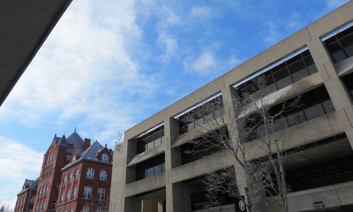 college_library's tweet photo. Winter sky between Science Hall and Helen C. White Hall on a February day. #UWwinter https://t.co/1PI3IA93fZ