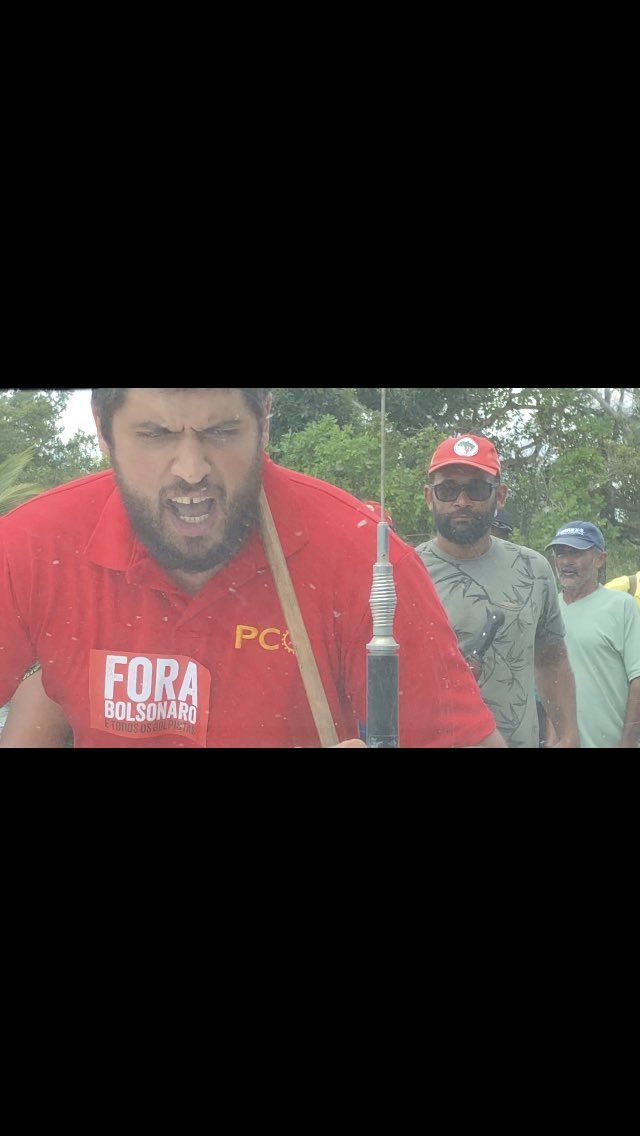rsallesmma's tweet photo. Na manhã de hoje, logo após uma bela e comemorativa agenda de Concessão ao setor privado do Parque Nacional Pau Brasil em Porto Seguro -BA, fomos cercados e atacados por membros do MST e do PCO, que agrediram as pessoas e depredaram viaturas oficiais do MMA. Uma vergonha. https://t.co/JvHnV1x4ZN