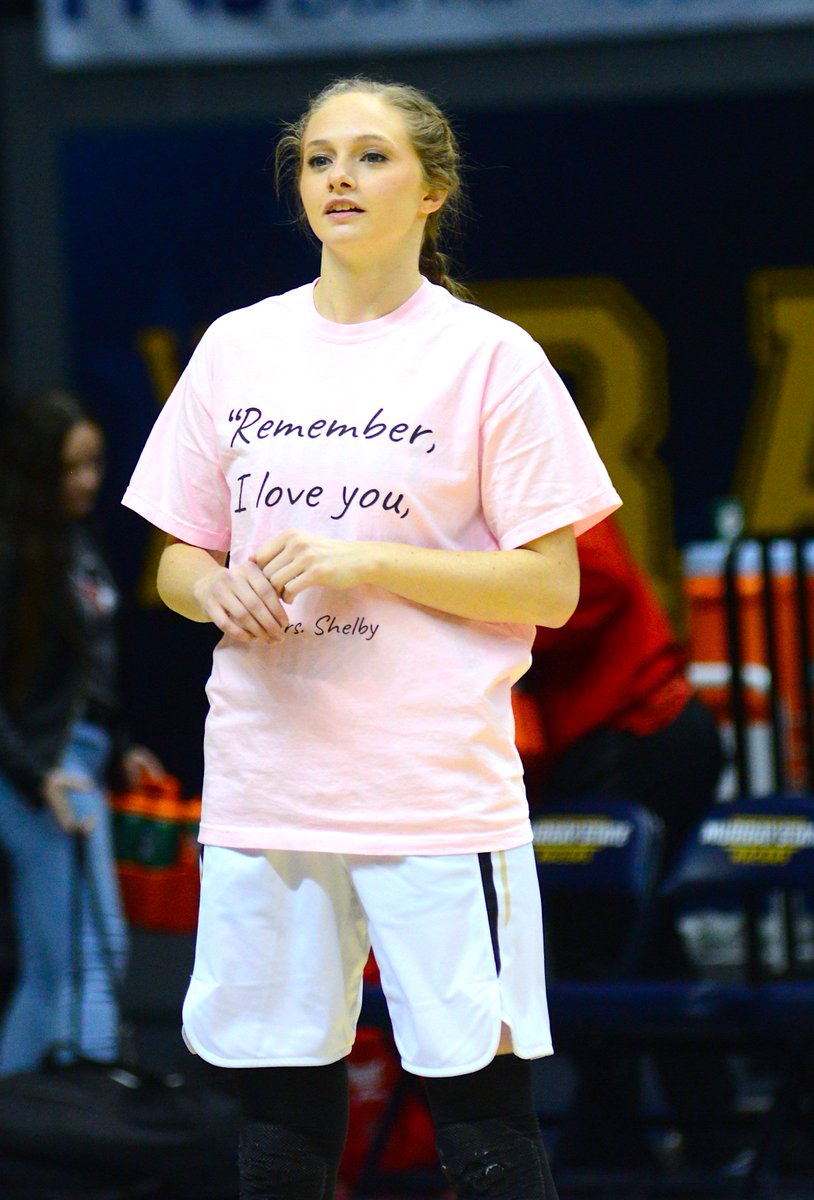 al_willman's tweet photo. Murray's girls are wearing special t-shirts for warmups, in honor of Mrs. Robbie Shelby, a chemistry teacher at MHS who died on Feb. 11. https://t.co/nk5nwcKcMj