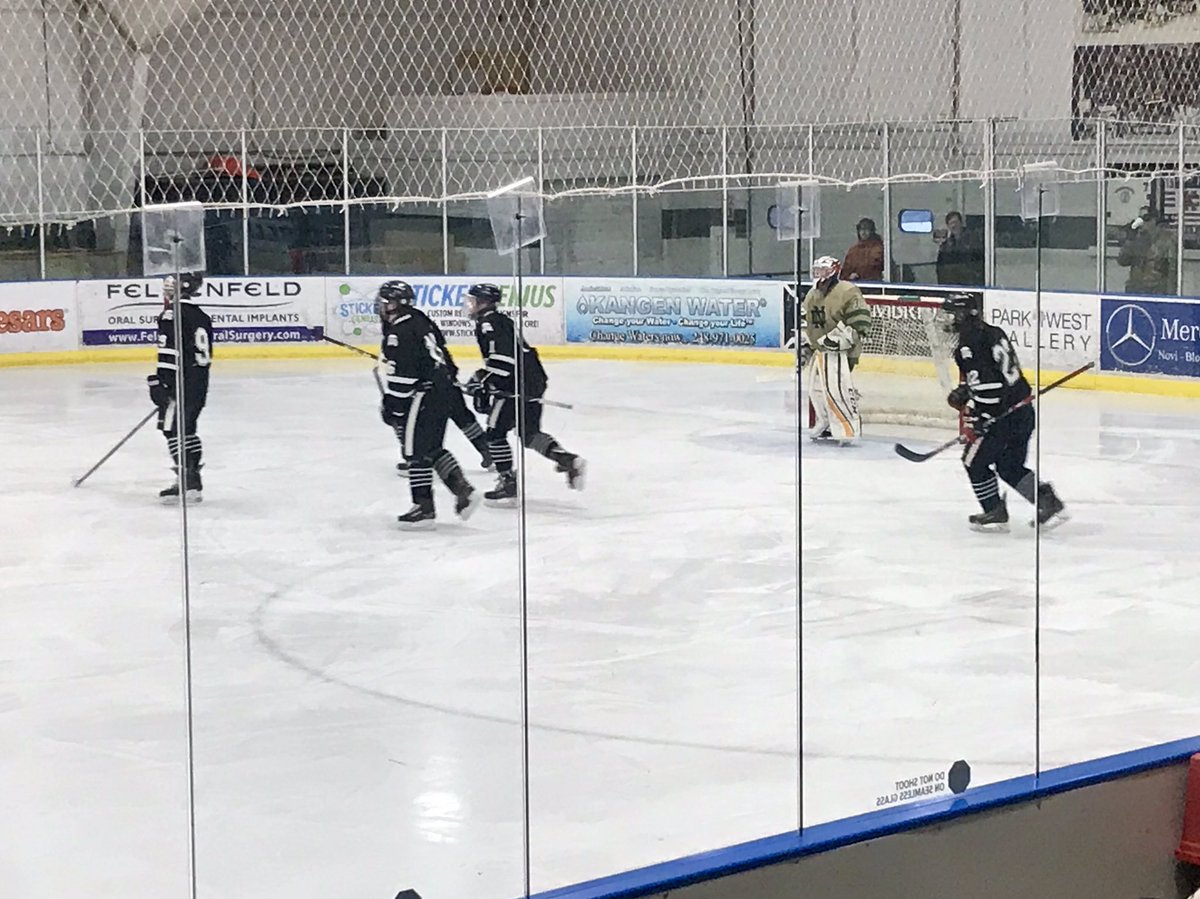 6-2, Notre Dame Prep end of the Second Period!
Pirate Goal Unassisted by Austin Selmi #18!
Pirate Goal by Sebastian Smith #2 with an assisted by Austin Selmi #18!
☠️ LETS GO PIRATES ☠️