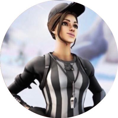 PaniicYoutube tweet picture