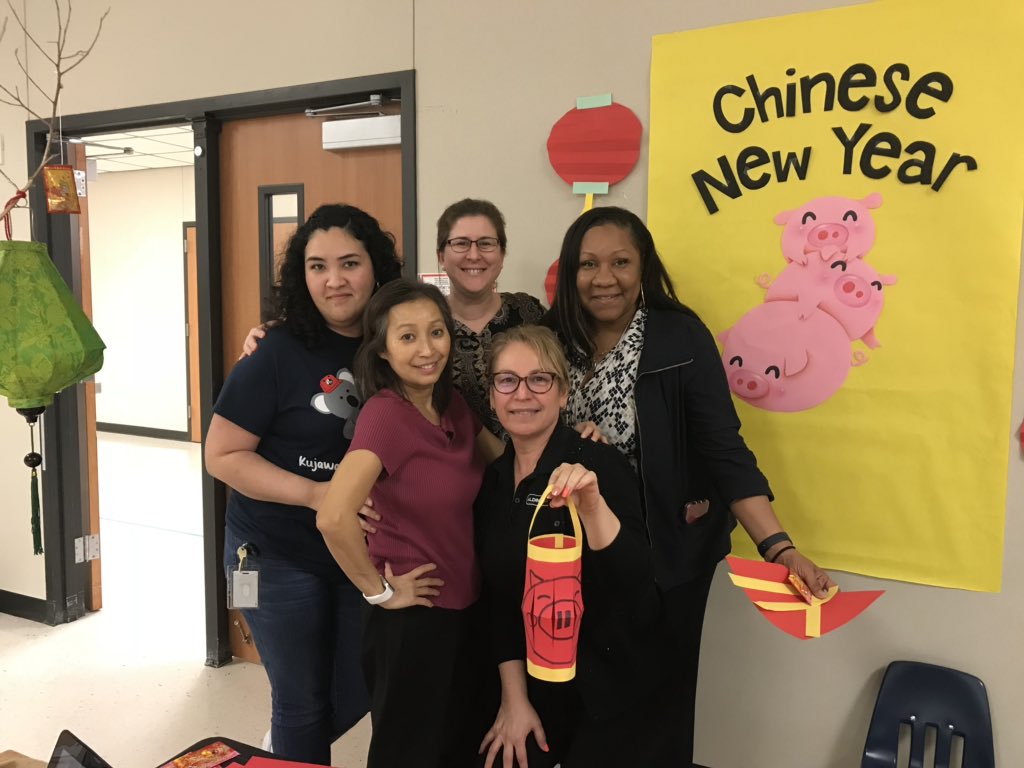 Mrs. Baehr (@mrsbaehrskinder) on Twitter photo VIP visits from our admin team! #familystreamnight <a href="/drgoffney/">Dr. LaTonya M. Goffney</a> <a href="/niecyyd3/">Andrea Davis</a> <a href="/kujawaecpk/">Kujawa EC/PK/K School</a> #kujawakoalas VIP visits from our admin team! #familystreamnight <a href="/drgoffney/">Dr. LaTonya M. Goffney</a> <a href="/niecyyd3/">Andrea Davis</a> <a href="/kujawaecpk/">Kujawa EC/PK/K School</a> #kujawakoalas