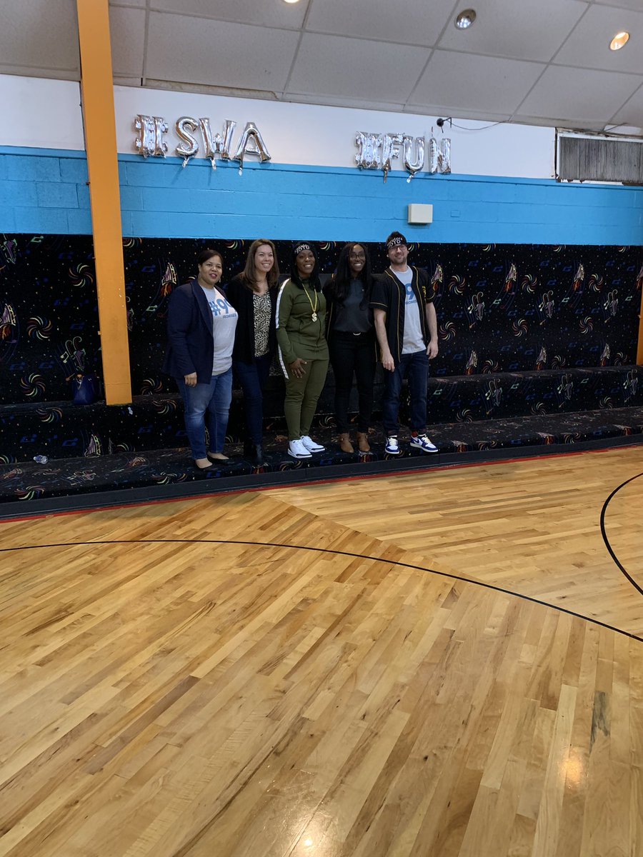 cjay0908's tweet photo. #RegulatorsKickOff19 #RegulatorsMountUP #MVP @Ciara_Wills @jd4180 @404girl @ProTechtorVal #99PromisesSWAG #ProTech https://t.co/e0A1N9q4co