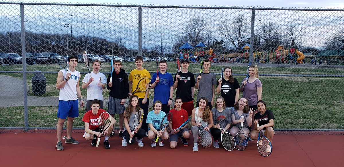 RedHawkTennis1's tweet photo. Great practice today! https://t.co/bxobgID0UY