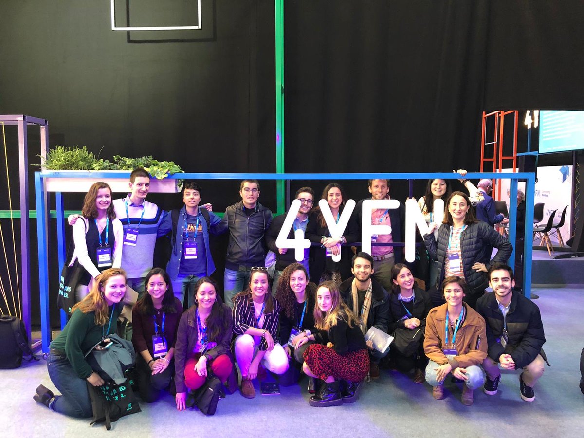 mariamaldoc's tweet photo. Equipo #4YFN19 #YiT #mobileTS https://t.co/qFCRVeDXvd