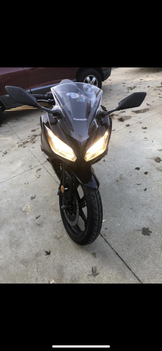 TessNeedham's tweet photo. Selling my beautiful baby.
2013 KAWASAKI NINJA 300
$3,500 OBO. Super low miles, no damage, couple aftermarket parts. DM ME 🏍😇 https://t.co/yNfisFU585