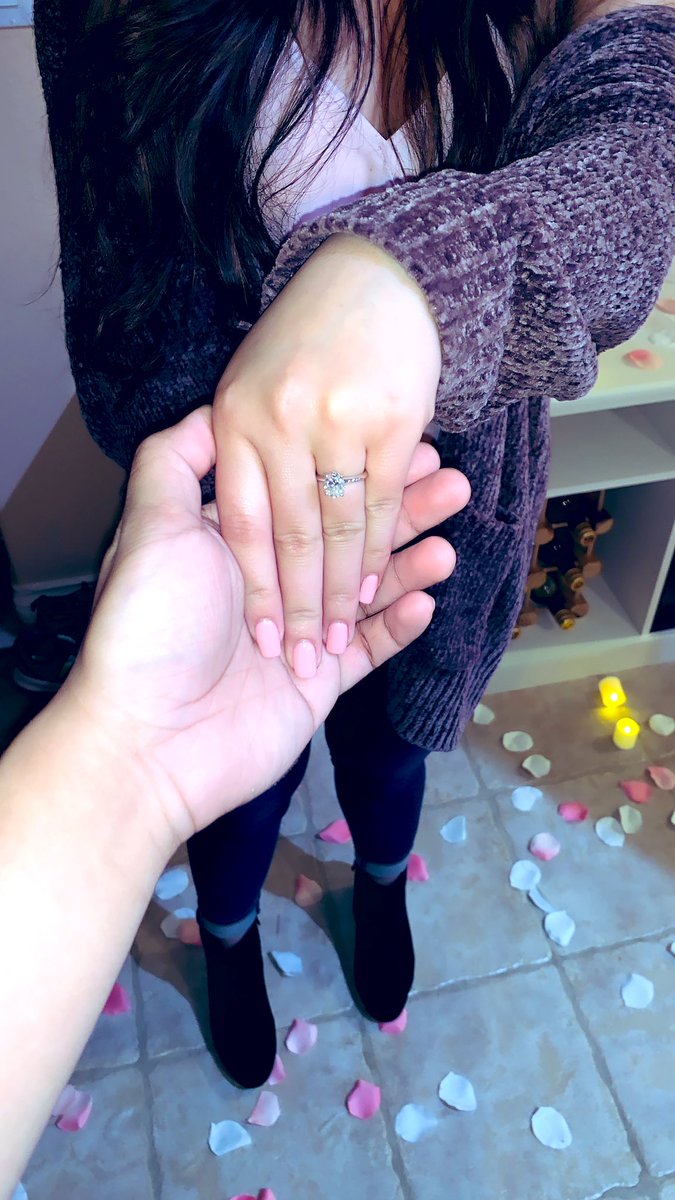 kaitlynibarra's tweet photo. So this happened ????? ♥️ I have a fiancé now ???? https://t.co/cEivlm77FM