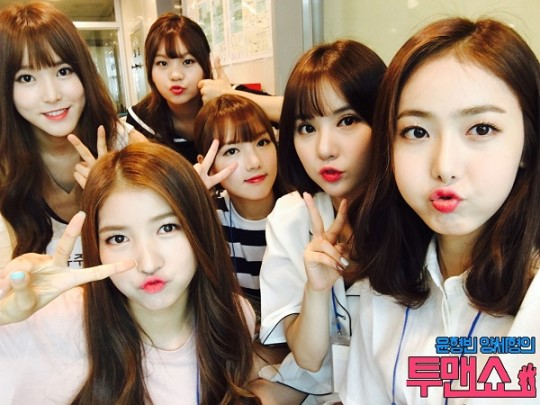 songnam_'s tweet photo. @rheechis #GFRIEND #FLOWER #GfriendFlower 
suka sama lagu2 nya dan mereka tu talented banget, udh suka sejak debut, lucu enerjik suka deh https://t.co/xANRtyUSq2