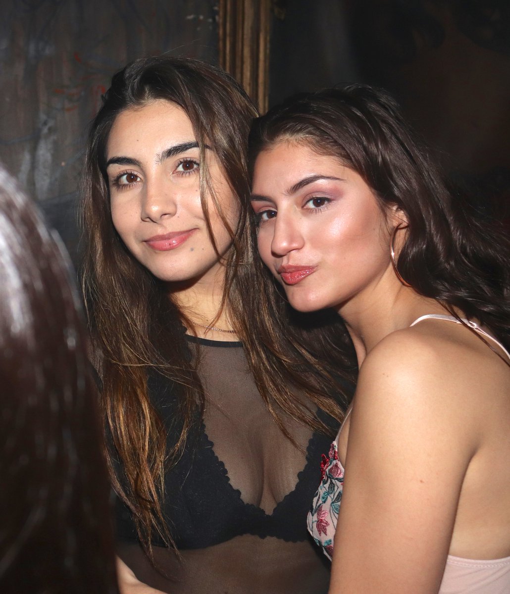 Creators112's tweet photo. #lesouk #nightlife #NYC 📸 https://t.co/XLdGvpUrHE