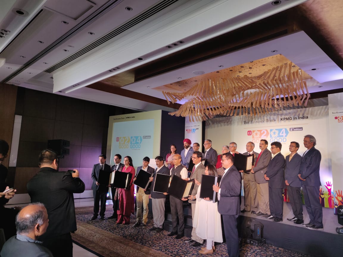 techmahindracsr's tweet photo. Adding a feather in #TechMahindraCSR's cap is the #EconomicTimes (second edition) ET 2 Good Award for All-Round Excellence in #CSR
@loveleenkacker @C_P_Gurnani @asplendidtorch @RuralInspire https://t.co/5IORc9PPdk