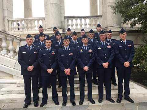 TheKentuckyCol1's tweet photo. Very proud of the KYWG Legislative Team as they toured Arlington National Cemetery and laid a wreath on behalf of the Kentucky Wing at the Tomb of the Unknowns. https://t.co/PmlhOxFmoX