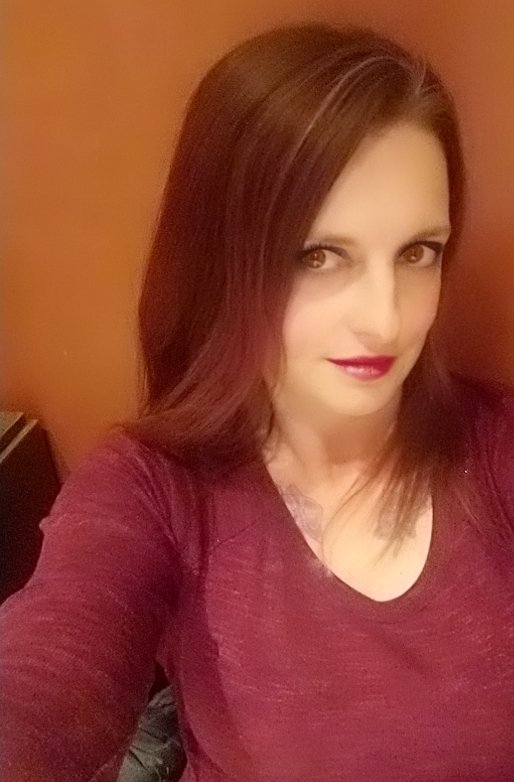 MAnnikaah's tweet photo. What are you silly boys doing? It's not sending to me, that's for sure. It's almost March #piggies. The 13th is my bday. Let's get a jump start on sending that birthday money to your #moneymistress #devilseyes #angel #findom #goddess #goddessworship #walletrape #humiliation https://t.co/o3p8VVTQsb