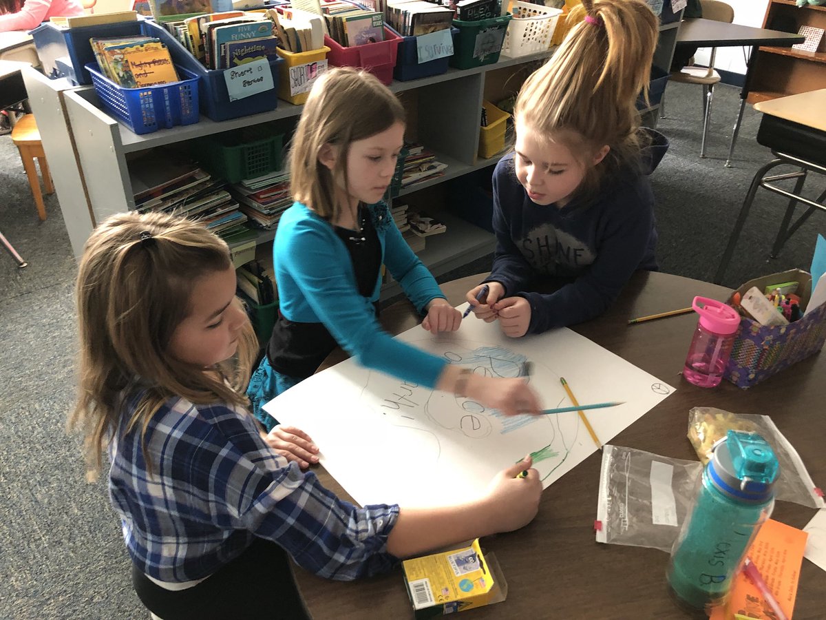 MrsH409's tweet image. Great discussion with Ss about the 1st Amendment and spreading the message of peace. Ss are excited and worked together to create signs. @Tabschools #TigerStrong #peacesignsproject