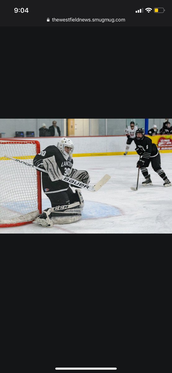 BlackholeLhs's tweet photo. HUGE yoff game vs EL @ the lymp tomorrow at 6 ❗️ everyone better pack the lymp to support the hockey boys as they take on our cross town rival EL https://t.co/gY1hK3BvOP