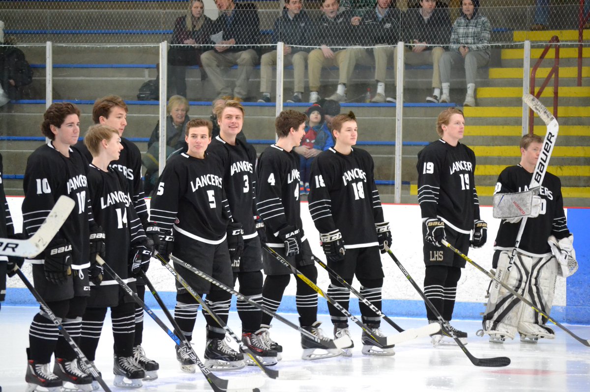 BlackholeLhs's tweet photo. HUGE yoff game vs EL @ the lymp tomorrow at 6 ❗️ everyone better pack the lymp to support the hockey boys as they take on our cross town rival EL https://t.co/gY1hK3BvOP