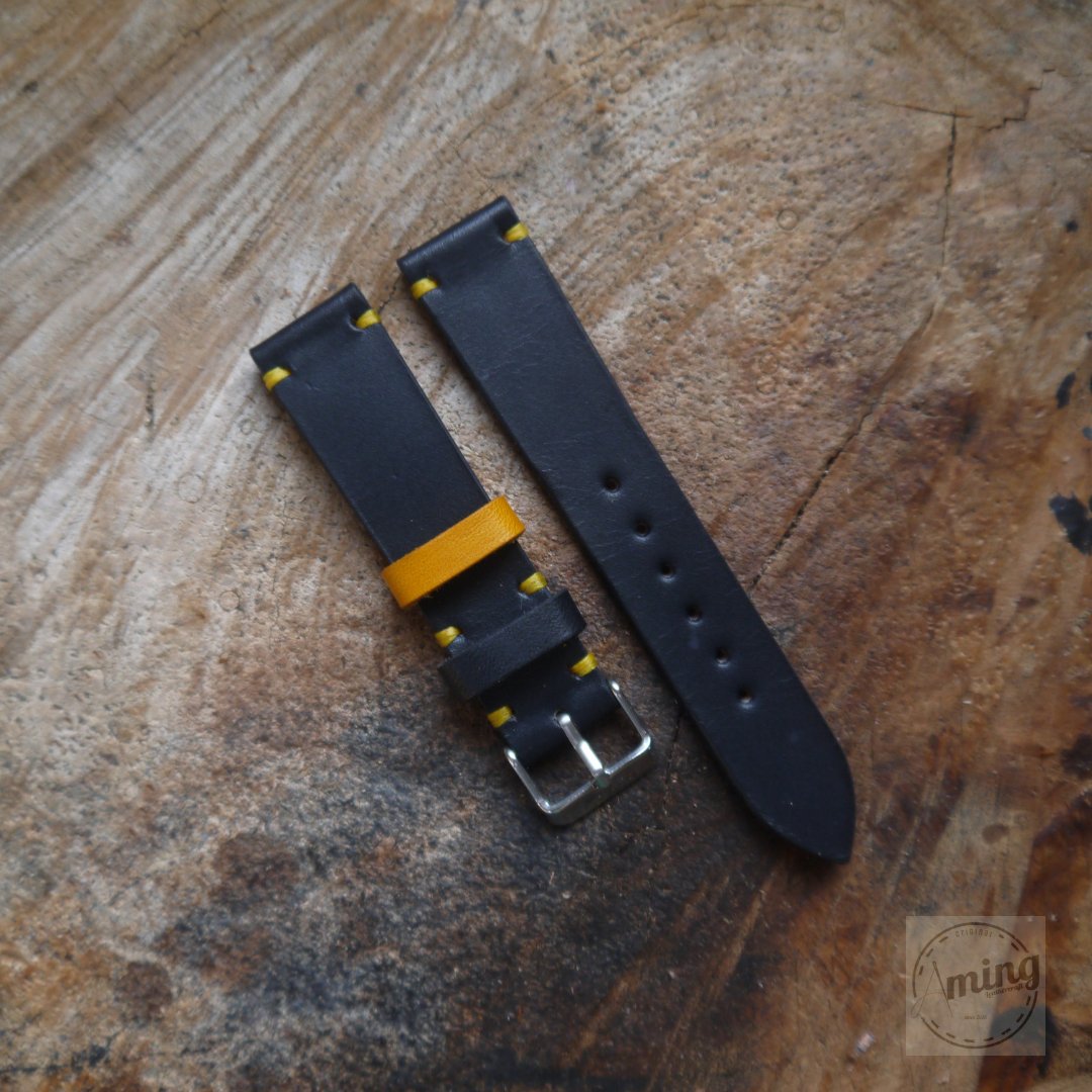 20mm
readystock item
0195005024 for more detail
#leatherwatchstrap