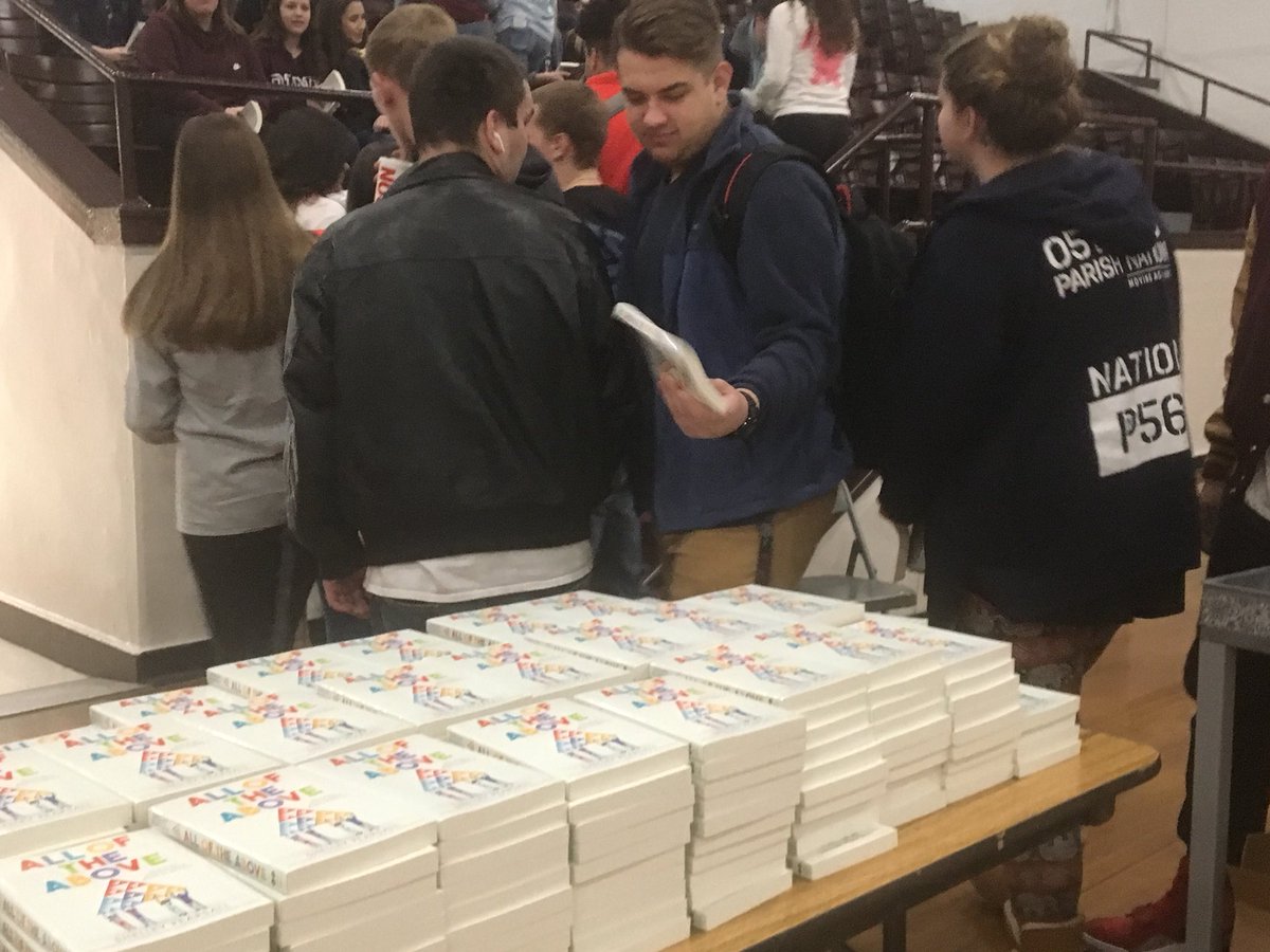 Pineville_Ind's tweet photo. Another successful One Day, One Book.  This time with 7-12!  #readky https://t.co/S9NjZIshRw