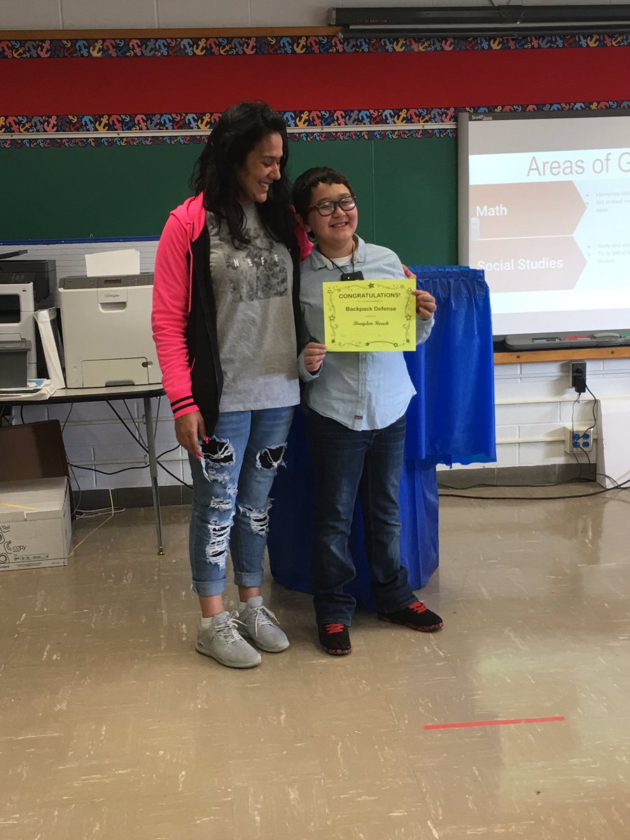 SandersElemAP's tweet photo. SO very proud of our first defenses that were shared today!! These kiddos were nervous but they did such a great job sharing WHY and HOW they’re ready for middle school. @kids_inspire @JCPSSuper @JCPSAsstSuptES1 @ChristineDeely @JCPSKY @JCPSBackpack #Zone1derful #SandersProud https://t.co/PXInvYpPU6