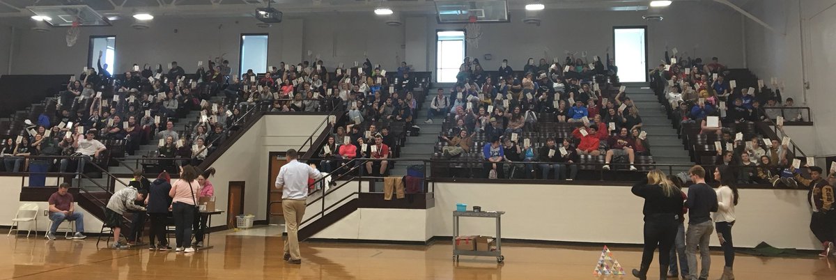 Pineville_Ind's tweet photo. So in two different days 474 students read a chapter book and have a book to keep. #readky https://t.co/S7W8LTblY4