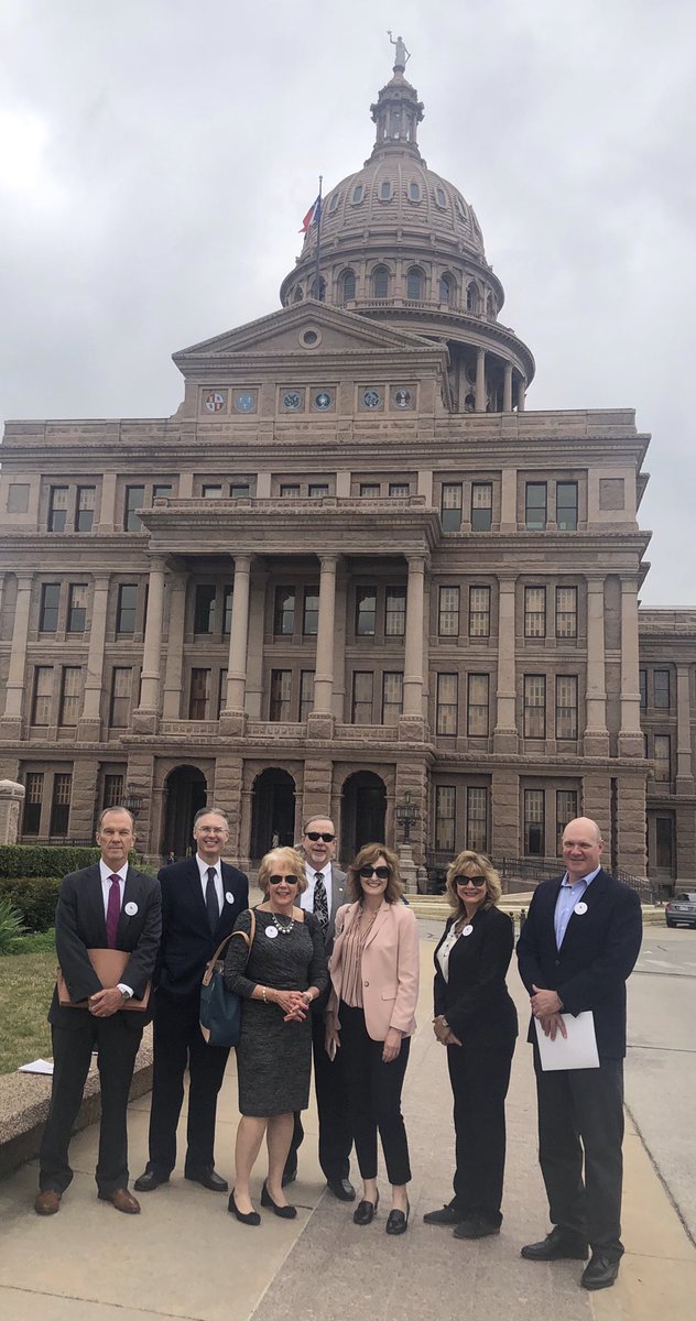 RECSATX's tweet image. Busy day at @TXlege in Austin today! RECSA leaders met with @RepLyleLarson and other lawmakers, and teamed up with fellow Real Estate Councils from across #Texas.  #advocacy