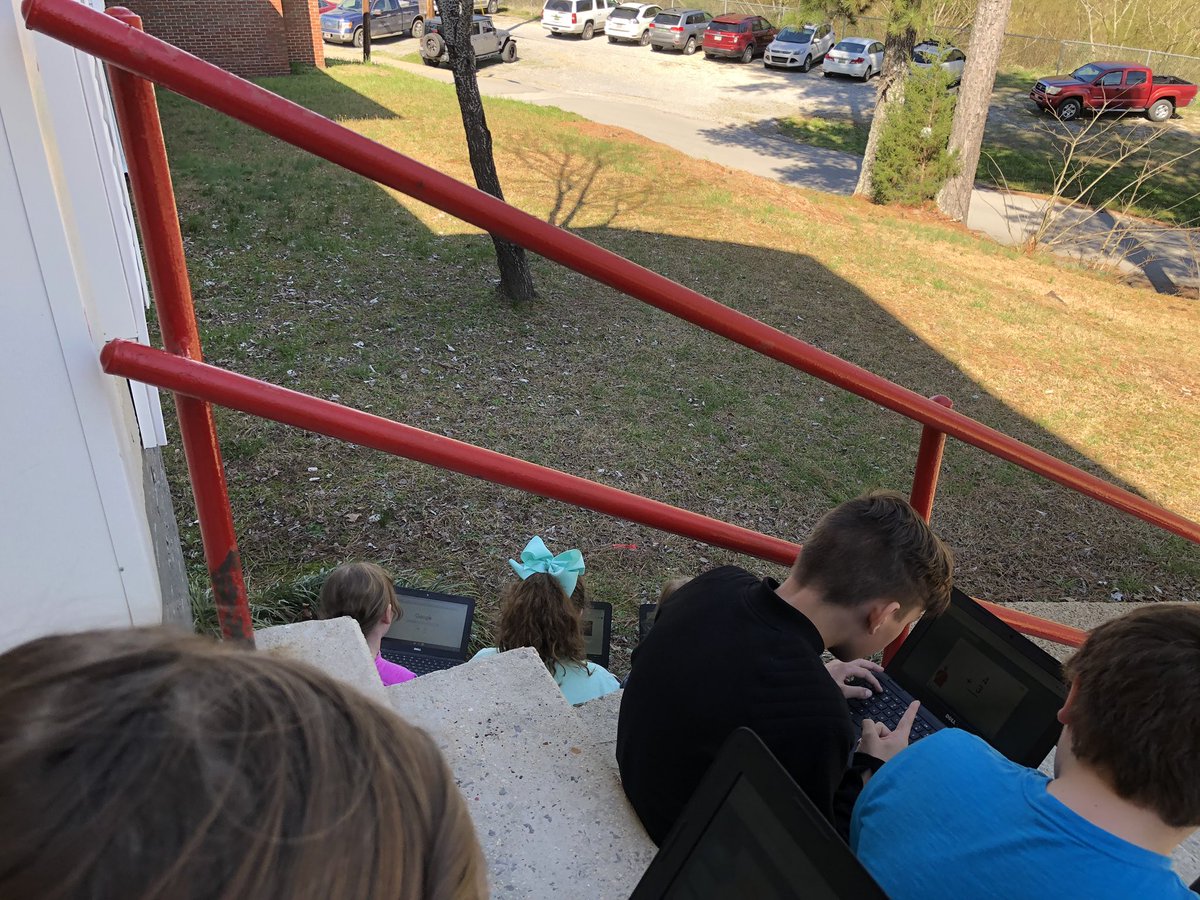 jalogan76's tweet photo. Somedays we just take the learning outside. My students got in a little Prodigy time while enjoying the beautiful weather. Notice the girls working on their βpageantβ tans π€¦ββοΈ Fresh air helps the soul. #mathingitup #frontporchmath #goodhoperaiders https://t.co/JAjos0uJXZ
