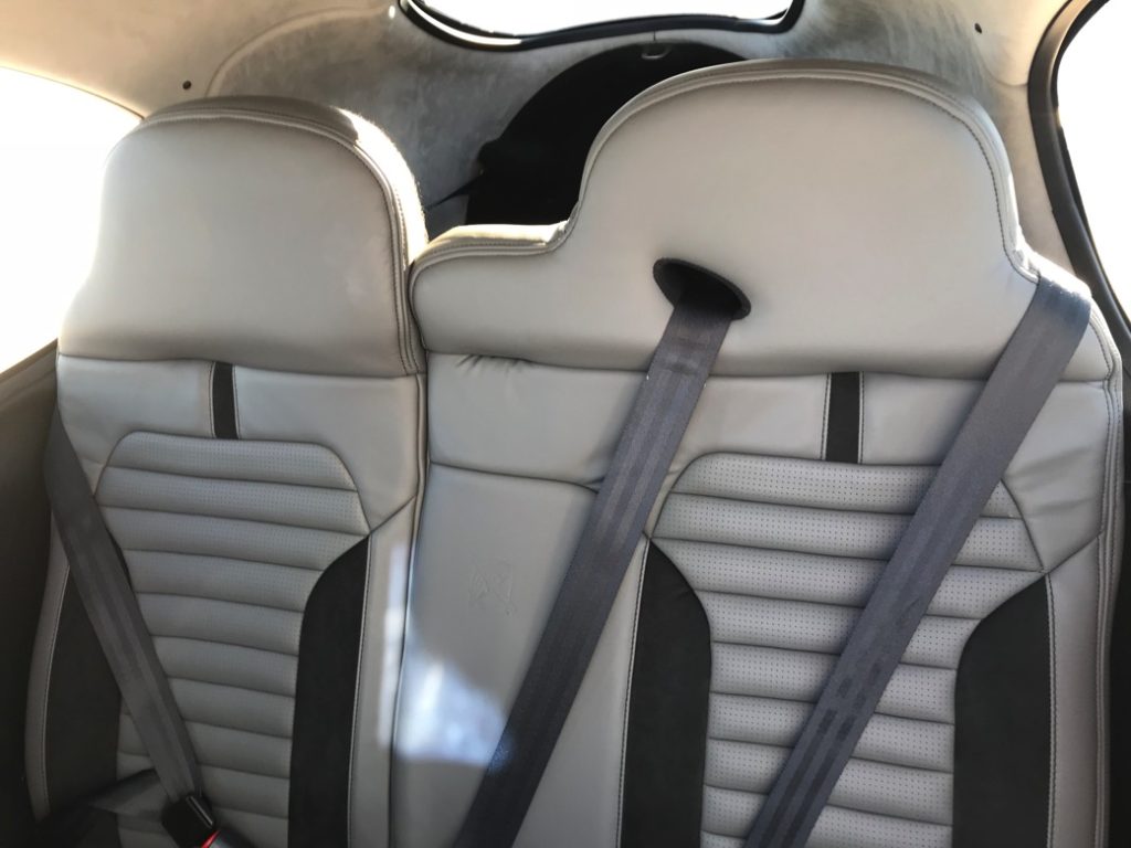 JuankVillagomez's tweet photo. Cuando compras o vendes aviones con @Amazon_Aviation, sabes que estás obteniendo el trato correcto. ✈️
¡Se vende!
Cirrus SR22 G6, año: 2017. 
Info: info@amazonaviationus.com

#forsale #sevende #cirrussr22 #AmazonAviation https://t.co/865iTw82tP